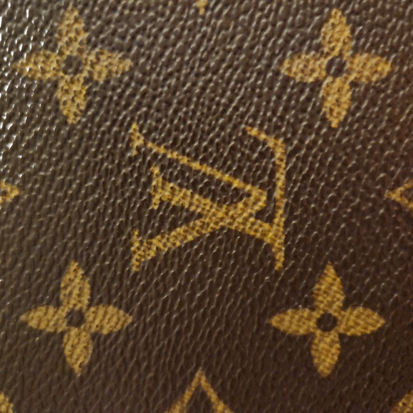 LOUIS VUITTON Portefeiulle Sarah Long Bifold Monogram Wallet - Picture 16 of 16